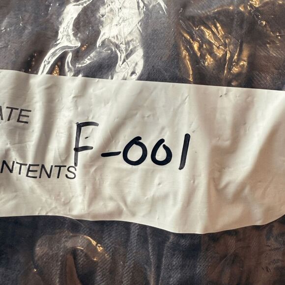 Paige Men's Cotton Blend Flannel Button-up Shirt Canterbury Plum Medium NWOT - Picture 4 of 8